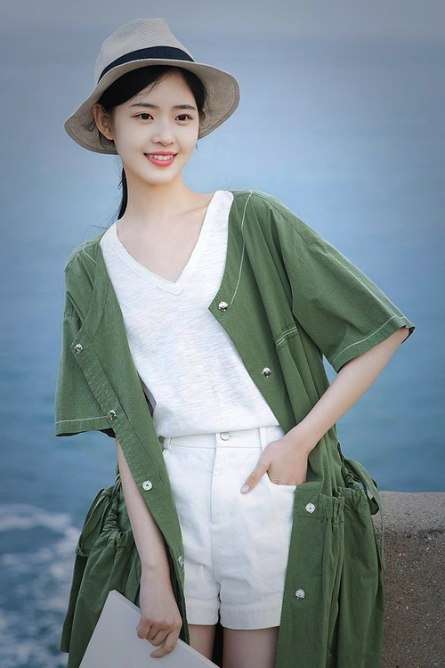 开云官方网页登录-各地青少年足球锦标赛涌现潜力新星备受关注，全国青少年足球选拔赛